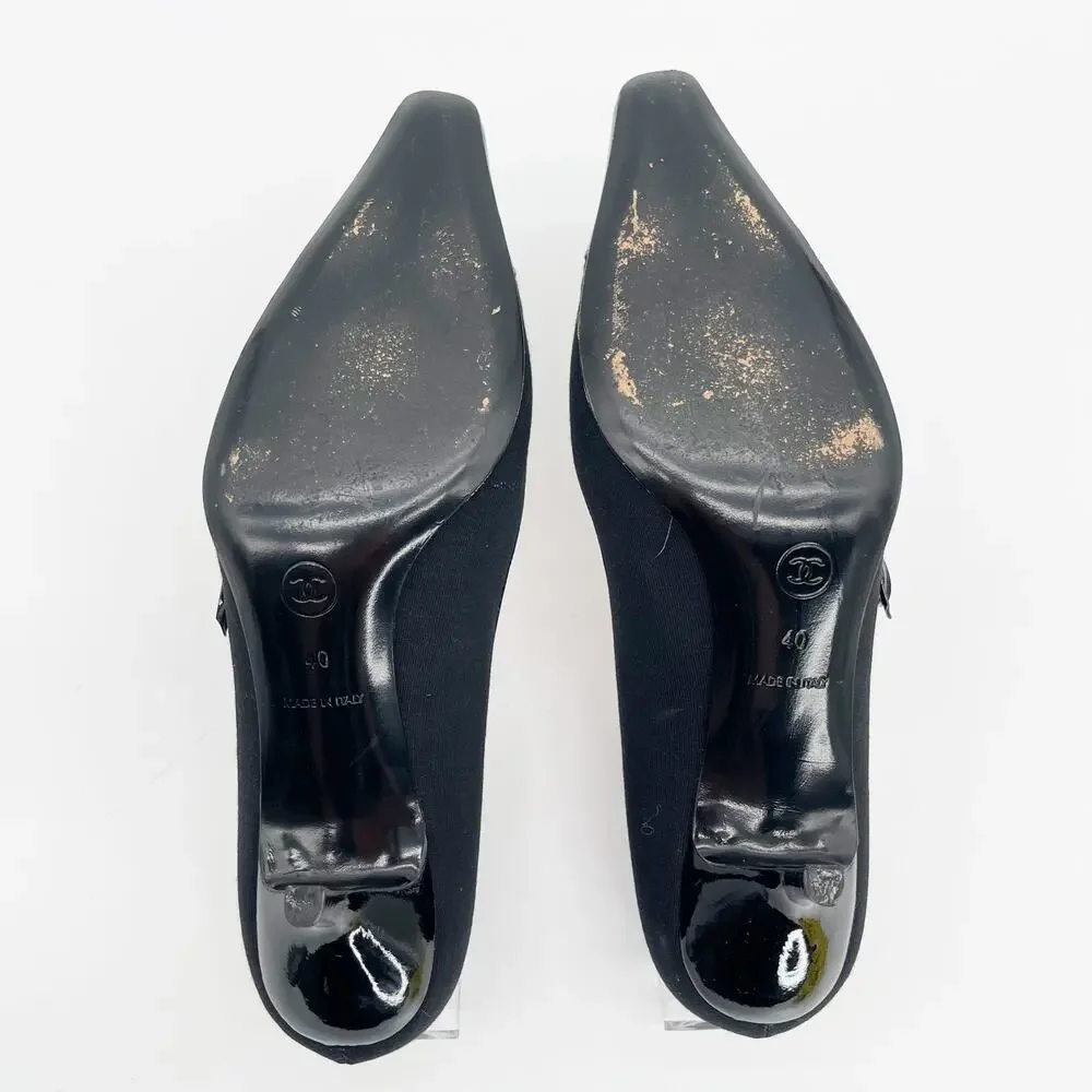 Chanel 2004 Karl Lagerfeld Black Jersey Patent Trim CC Logo Cap Toe Pumps EU 40